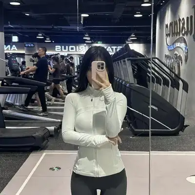 邵芳